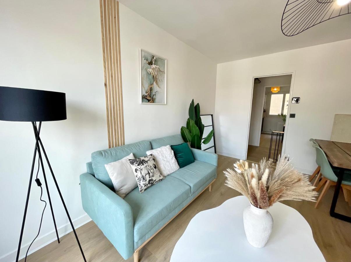 La Douceur Roannaise - Parking Prive Proche Gare Apartment Roanne Ngoại thất bức ảnh